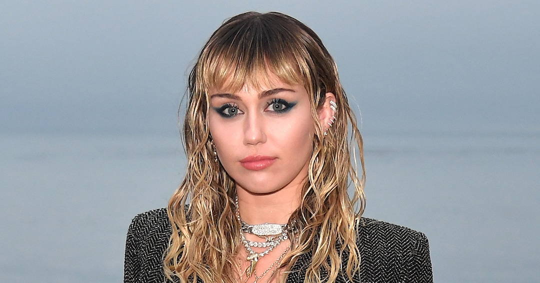 “Traumatized” Miley Cyrus Recalls Plane Being Hit By Lightning